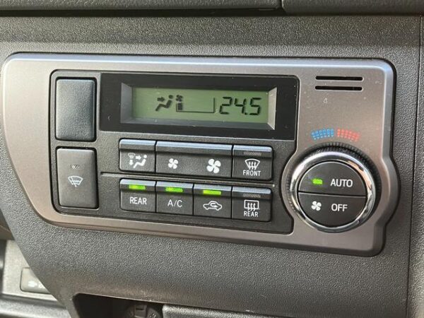 Ref:AUX-19238918 TOYOTA HIACE VAN 2023 - Image 7