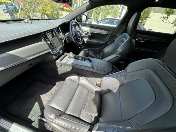 Ref:AUX-19240006 VOLVO V90 2021 - Image 11