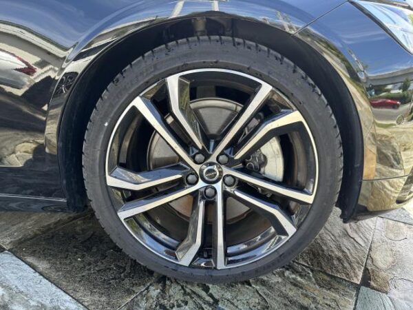 Ref:AUX-19240006 VOLVO V90 2021 - Image 17