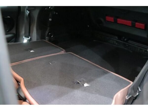 Ref:AUX-19240714 MINI MINI 2020 - Image 12