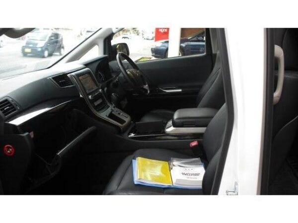 Ref:AUX-19243914 TOYOTA VELLFIRE HYBRID 2014 - Image 13