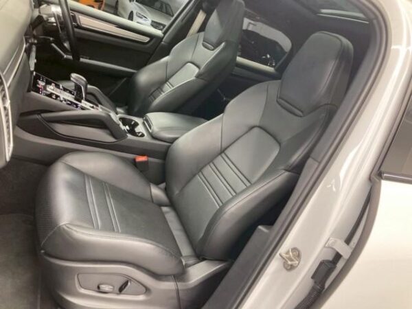 Ref:AUX-19244077 PORSCHE CAYENNE COUPE 2023 - Image 5