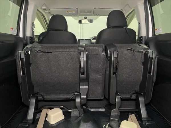 Ref:AUX-19244104 TOYOTA SIENTA 2019 - Image 17