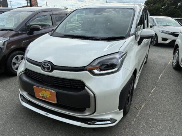 Ref:AUX-19259401 TOYOTA SIENTA 2022 - Image 2
