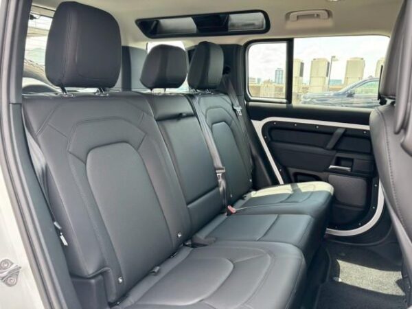 Ref:AUX-19260107 LAND ROVER LAND ROVER DEFENDER 2022 - Image 8