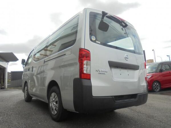 Ref:AUX-19260113 NISSAN NV350CARAVAN VAN 2020 - Image 15