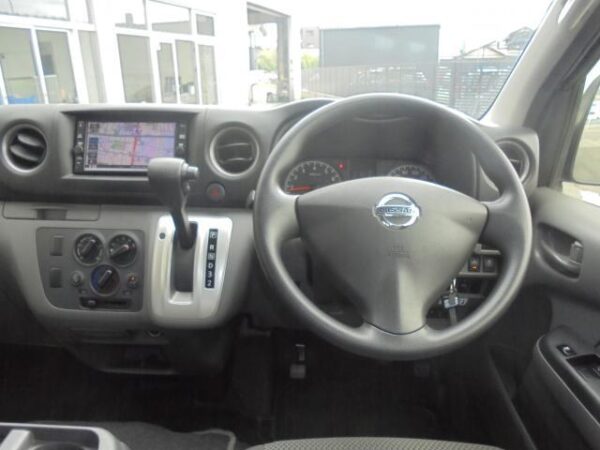 Ref:AUX-19260113 NISSAN NV350CARAVAN VAN 2020 - Image 18