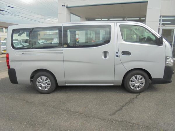 Ref:AUX-19260113 NISSAN NV350CARAVAN VAN 2020 - Image 4