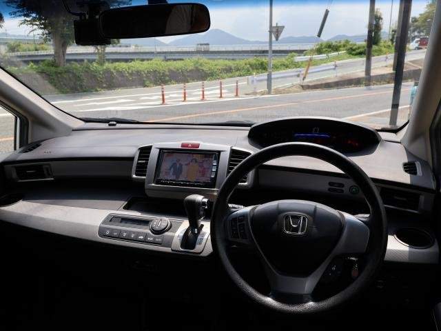 Ref:AUX-19263957 HONDA FREED HYBRID 2013 - Image 2