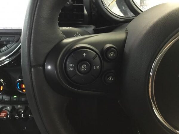 Ref:AUX-19263972 MINI MINI 2020 - Image 18