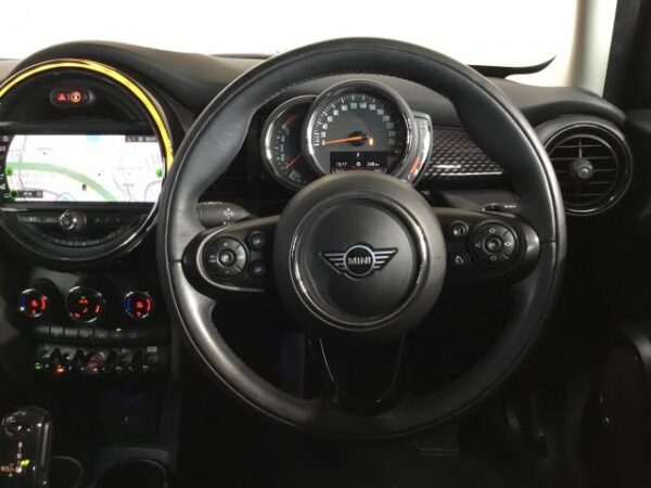 Ref:AUX-19263972 MINI MINI 2020 - Image 9