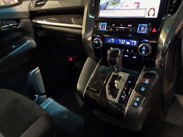 Ref:AUX-19271202 TOYOTA ALPHARD 2019 - Image 13