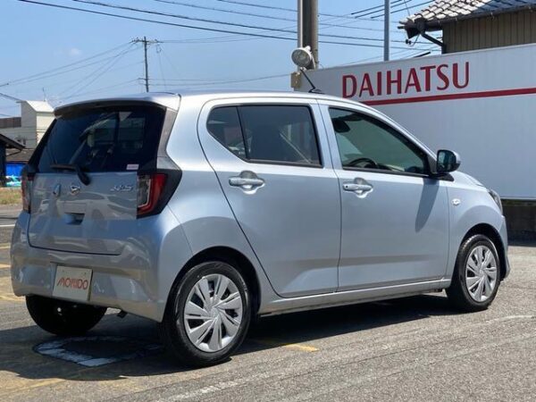 Ref:AUX-19271410 DAIHATSU MIRA E:S 2024 - Image 15