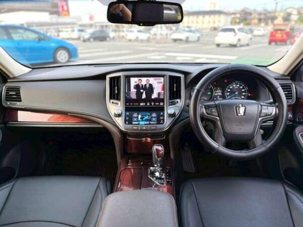 Ref:AUX-19277240 TOYOTA CROWN HYBRID 2013 - Image 4