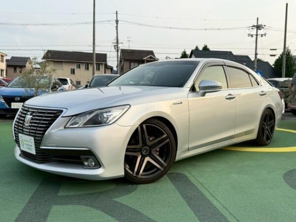 Ref:AUX-19277240 TOYOTA CROWN HYBRID 2013