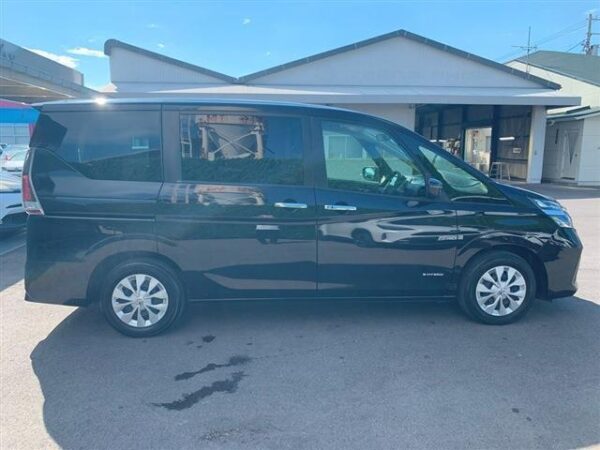 Ref:AUX-19280022 NISSAN SERENA 2022 - Image 4