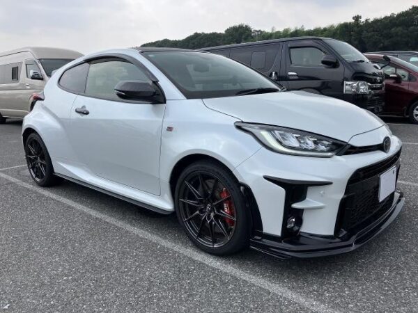 Ref:AUX-19292021 TOYOTA GR YARIS 2021