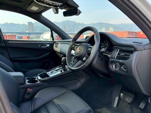Ref:AUX-19295708 PORSCHE MACAN 2024 - Image 2