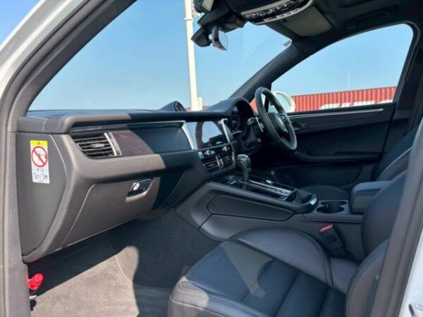 Ref:AUX-19295708 PORSCHE MACAN 2024 - Image 5