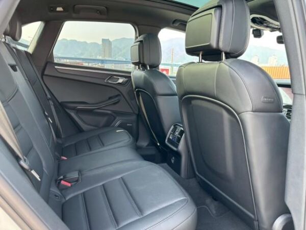 Ref:AUX-19295708 PORSCHE MACAN 2024 - Image 7
