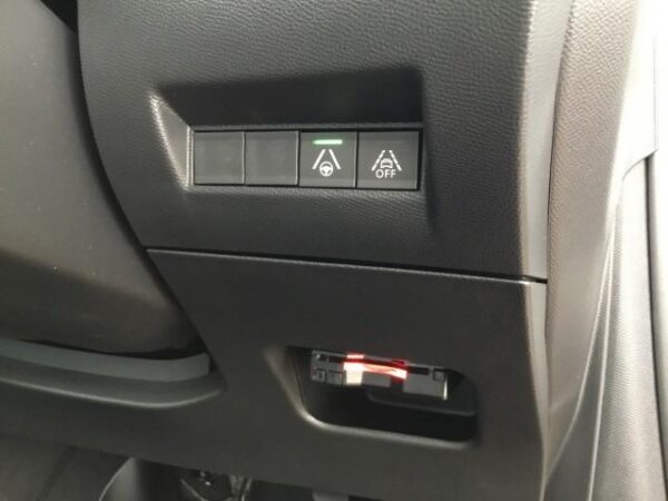 Ref:AUX-19295774 PEUGEOT 208 2021 - Image 18