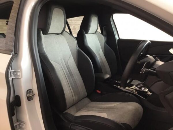 Ref:AUX-19295774 PEUGEOT 208 2021 - Image 10