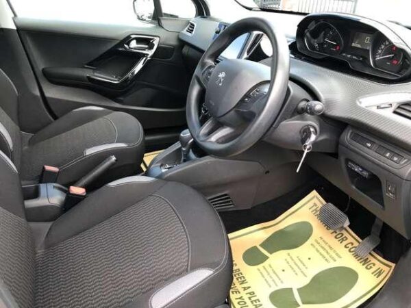 Ref:AUX-19296291 PEUGEOT 208 2016 - Image 9