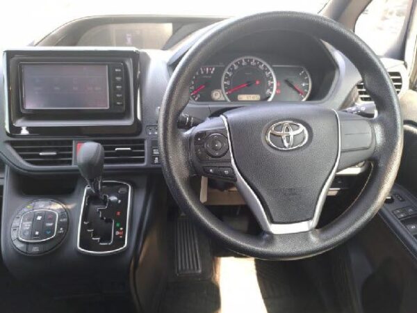 Ref:AUX-19307520 TOYOTA NOAH 2015 - Image 3