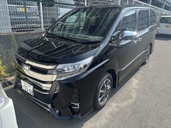 Ref:AUX-19307545 TOYOTA NOAH 2021