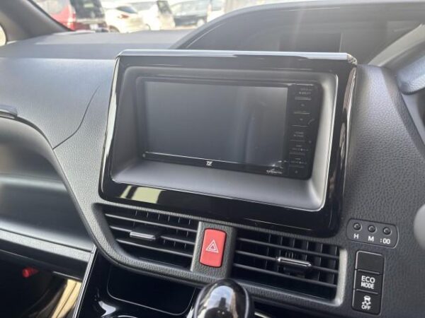 Ref:AUX-19307545 TOYOTA NOAH 2021 - Image 10