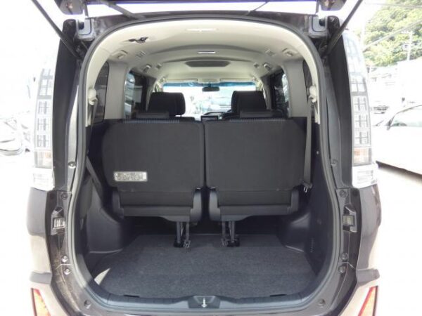 Ref:AUX-19307633 TOYOTA VOXY 2014 - Image 16