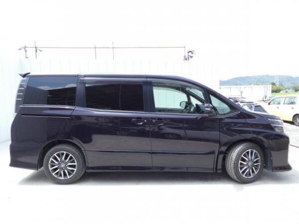 Ref:AUX-19307633 TOYOTA VOXY 2014 - Image 10
