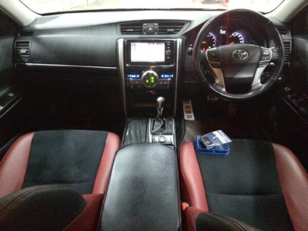 Ref:AUX-19307713 TOYOTA MARK X 2017 - Image 3