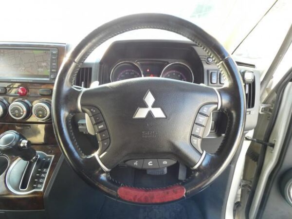 Ref:AUX-19307758 MITSUBISHI DELICA D:5 2008 - Image 17