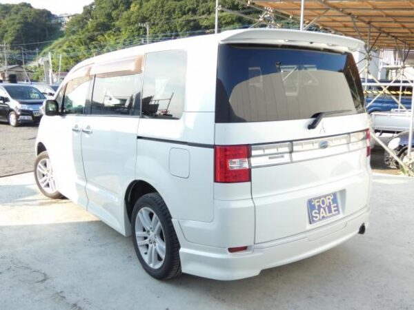 Ref:AUX-19307758 MITSUBISHI DELICA D:5 2008 - Image 3