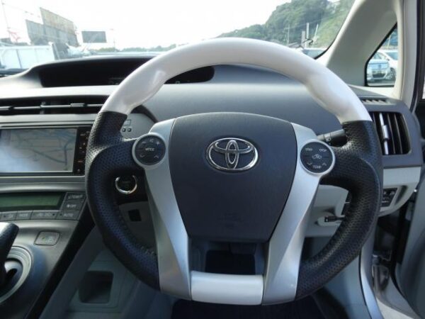 Ref:AUX-19310981 TOYOTA PRIUS 2010 - Image 19