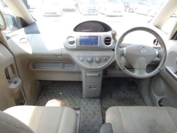 Ref:AUX-19310996 TOYOTA PORTE 2011 - Image 2