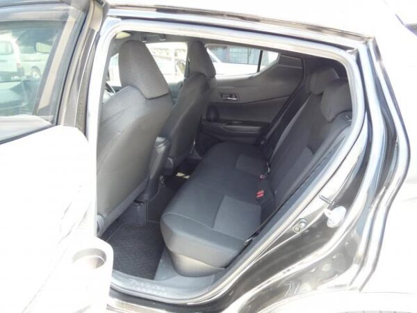 Ref:AUX-19311011 TOYOTA C-HR 2017 - Image 14