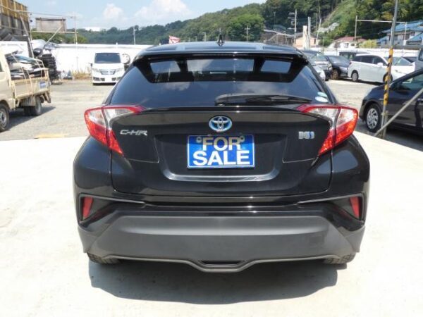 Ref:AUX-19311011 TOYOTA C-HR 2017 - Image 15