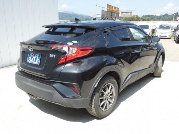 Ref:AUX-19311011 TOYOTA C-HR 2017 - Image 5
