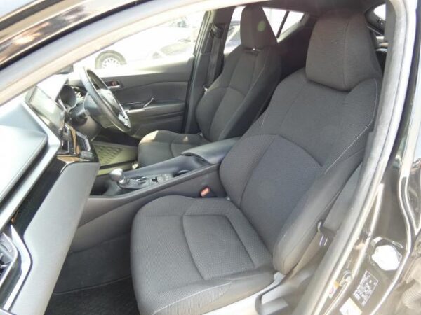 Ref:AUX-19311011 TOYOTA C-HR 2017 - Image 6