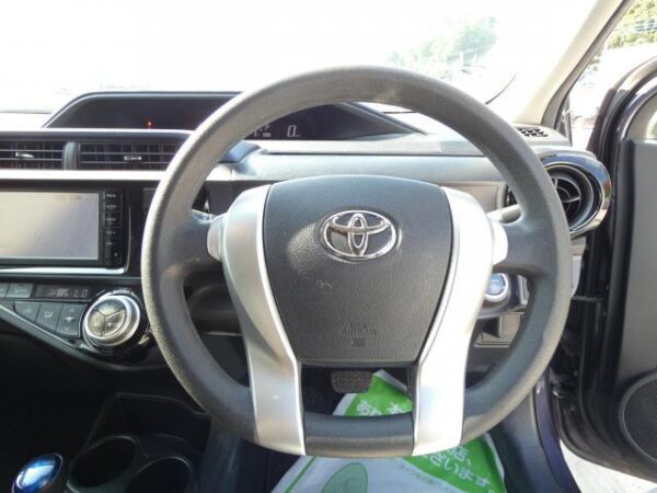 Ref:AUX-19311028 TOYOTA AQUA 2015 - Image 19