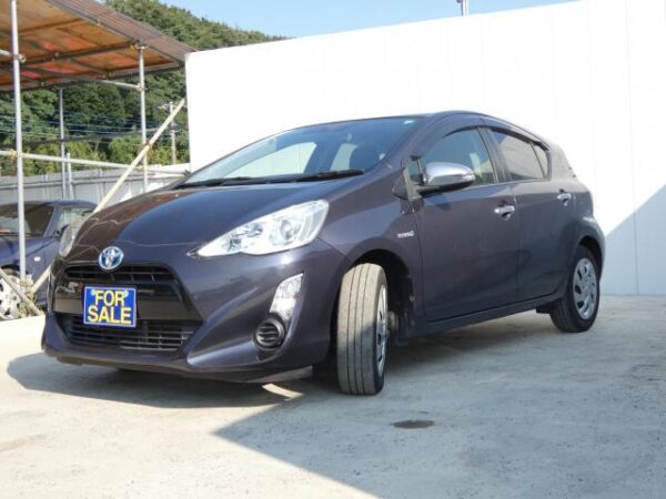 Ref:AUX-19311028 TOYOTA AQUA 2015 - Image 4