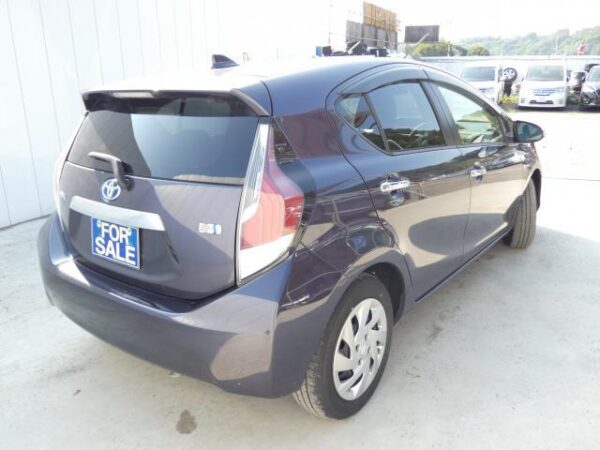 Ref:AUX-19311028 TOYOTA AQUA 2015 - Image 5