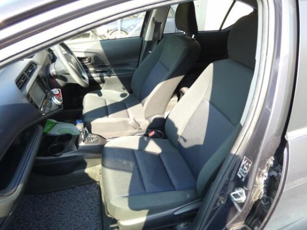 Ref:AUX-19311028 TOYOTA AQUA 2015 - Image 6