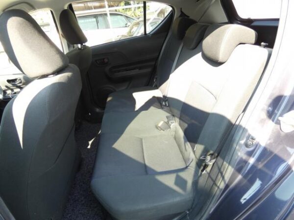 Ref:AUX-19311028 TOYOTA AQUA 2015 - Image 7
