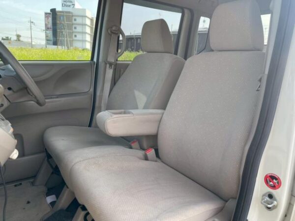 Ref:AUX-19311033 HONDA N-BOX 2012 - Image 6