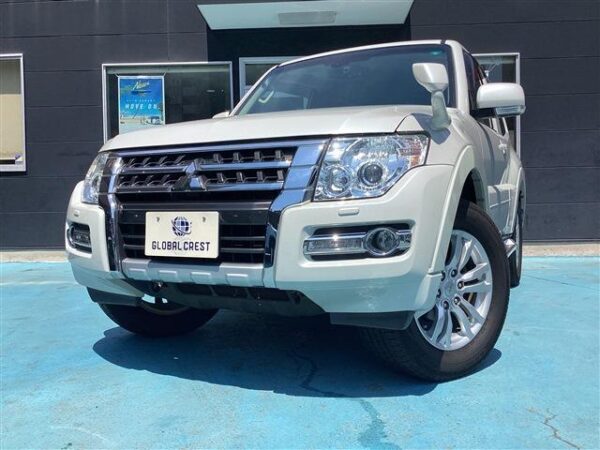 Ref:AUX-19317875 MITSUBISHI PAJERO 2017