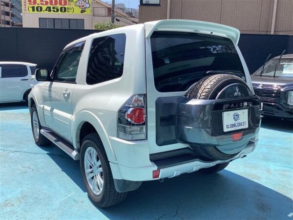 Ref:AUX-19317875 MITSUBISHI PAJERO 2017 - Image 8