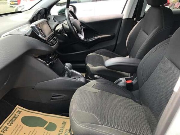 Ref:AUX-19323140 PEUGEOT 208 2017 - Image 10